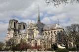 "Notre Dame aún está en peligro": encargado para la reconstrucción de la catedral