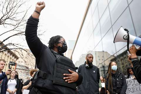 Michigan: protestas por la muerte de joven afrodescendiente a manos de un policía
