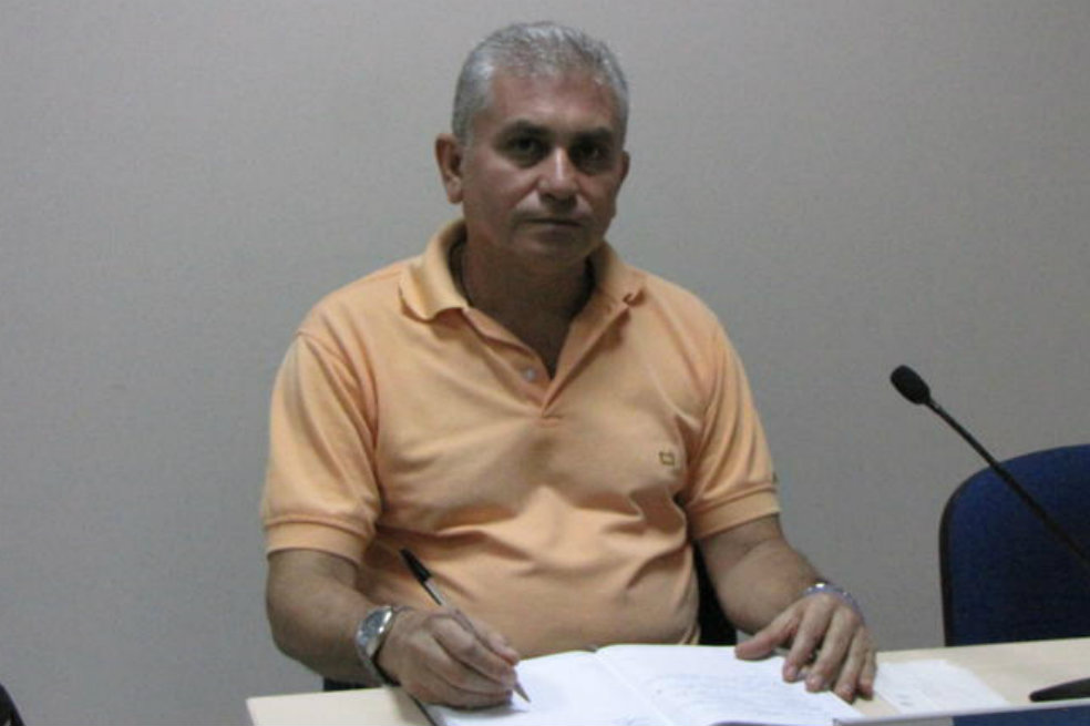 Jose Gelvez Albarracín, comandante político de las Autodefensas del Bloque Resistencia Tayrona se desmovilizó el 3 de febrero de 2006 Foto: Archivo particular.
 