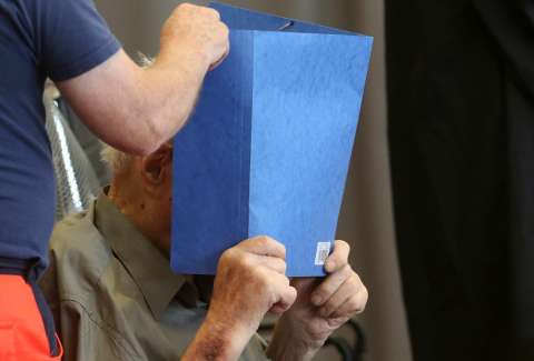 A sus 101 años, un guardia de un campo de concentración nazi fue condenado