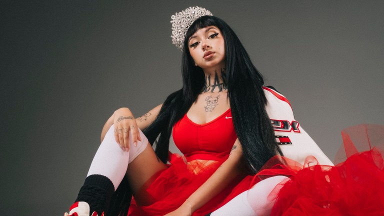 Kei Linch, una princesa “nea” que lanza su disco debut