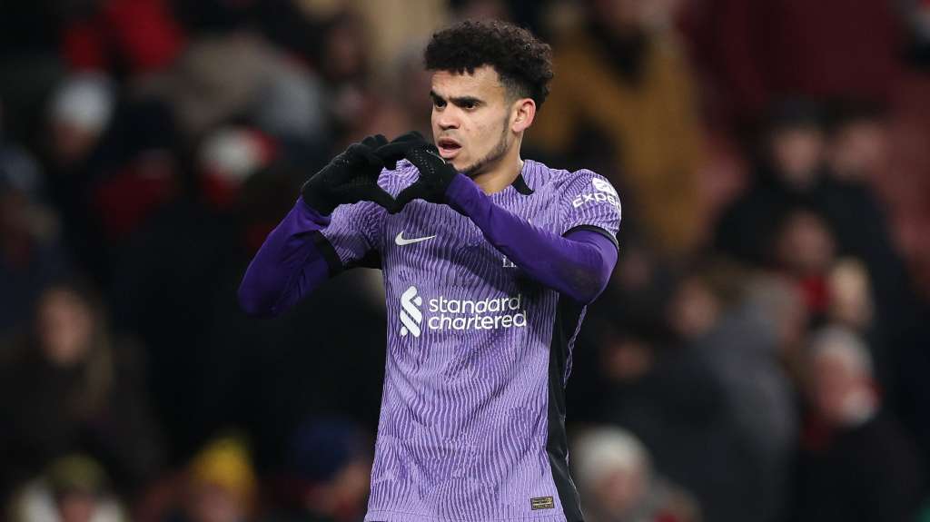 Luis Díaz celebrando un gol con Liverpool en FA Cup