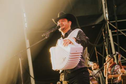 Edén Muñoz, ex Calibre 50, revela la batalla personal que cambió su vida