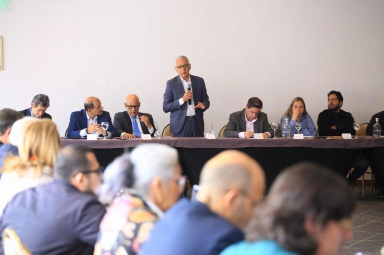 “Tenemos aún dos días”: Minsalud, optimista ante la discusión de reforma a la salud
