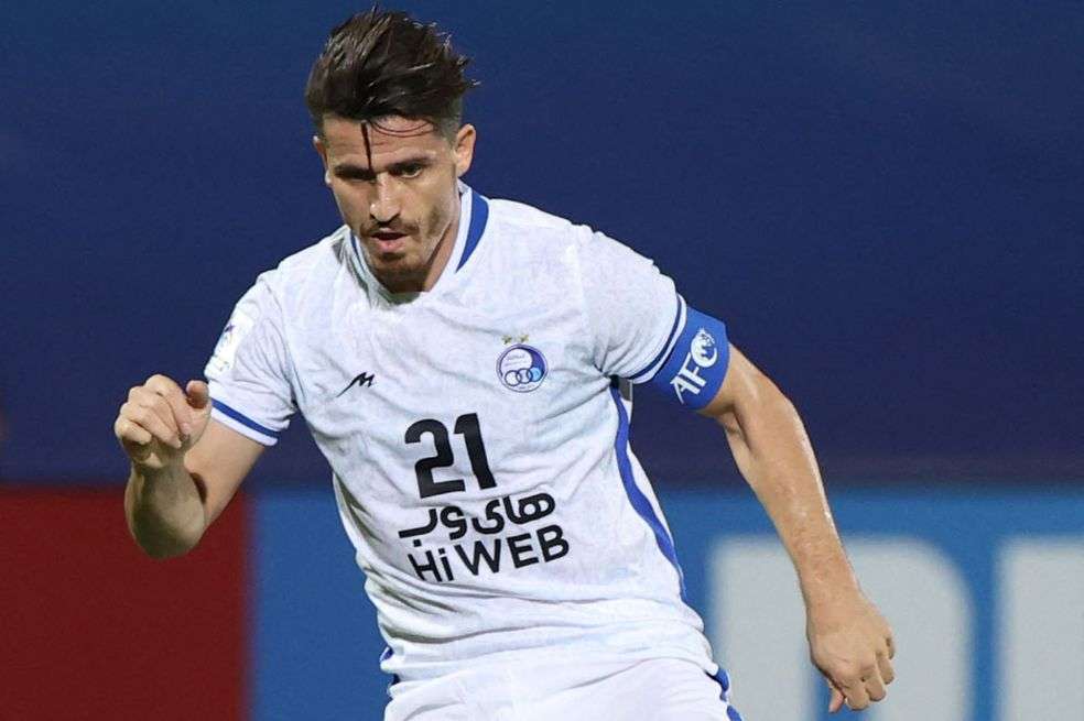 Voria Ghafouri es un futbolista iraní y jugó para la Selección de Irán en la Copa Mundial de 2018.