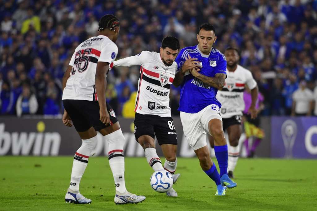 Millonarios vs. São Paulo