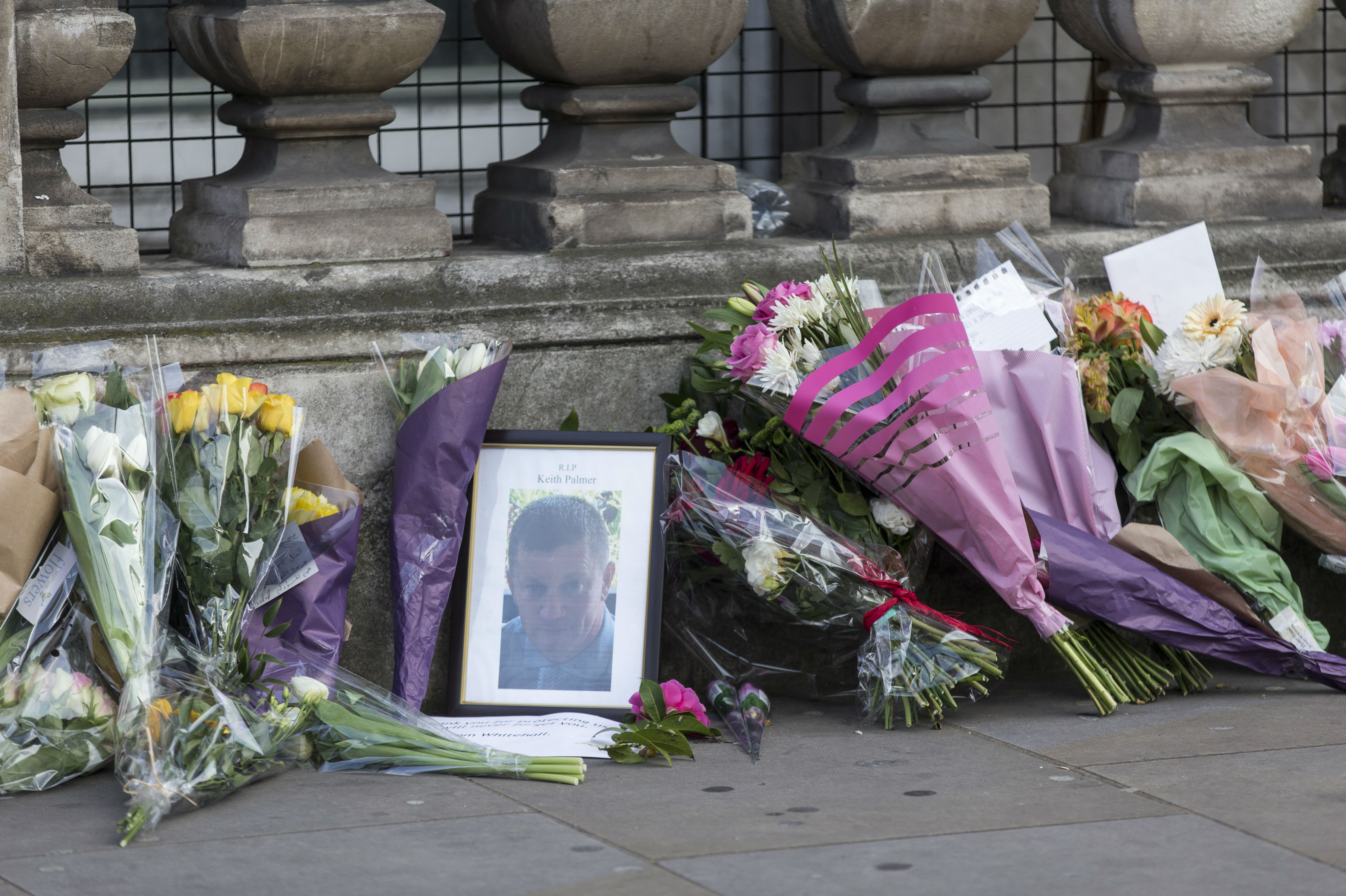 Londres le rindió un homenaje este jueves a las víctimas y sobrevivientes del atentado. / AFP