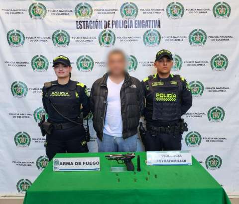 Policía capturó a individuo que amenazaba con pistola a su pareja sentimental