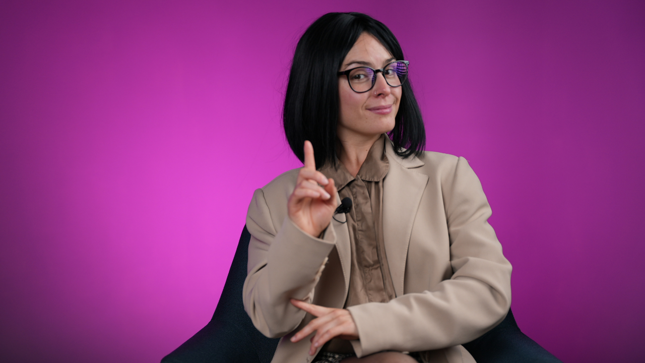 Macafolla y la periodista que desinforma para cuestionar el machismo