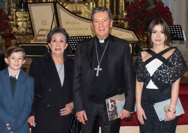 Salvador Garcí Piotrowski, María Consuelo Orjuela de Piotrowski, Cardenal Rubén Salazar Gómez, Olenka
