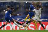 El pedido de UEFA a FIFA para cambiar una regla del fútbol
