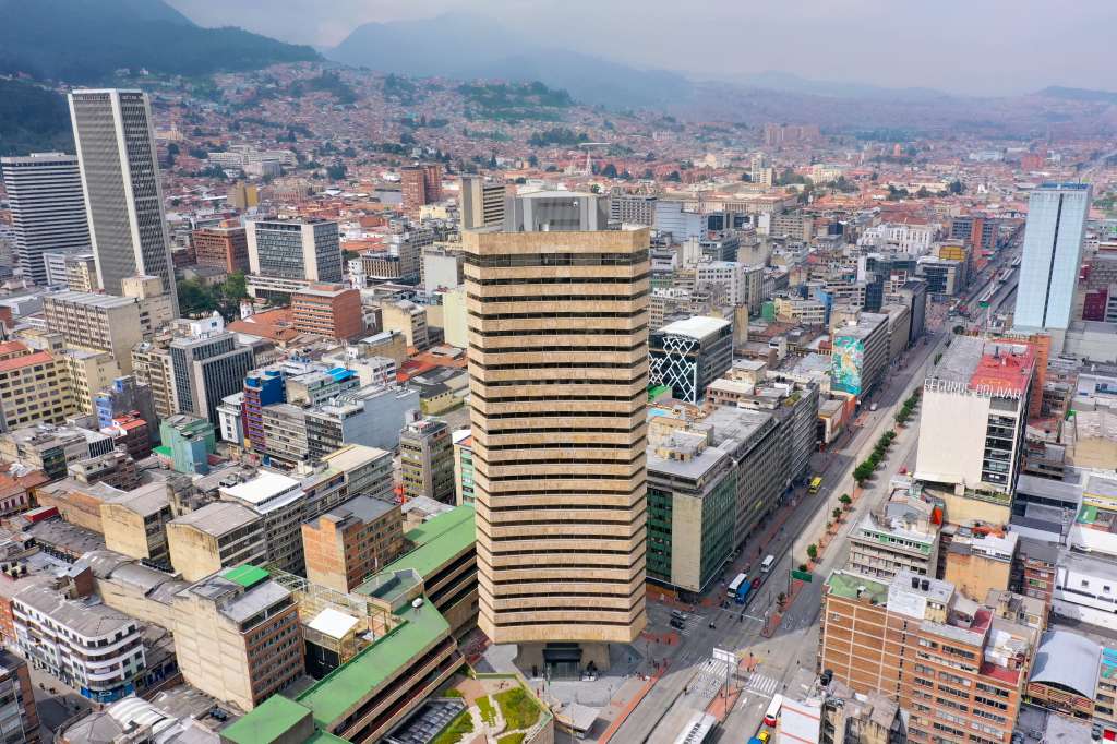 Edificio Colseguros, construido en los 70 y restaurado por la empresa de tecnología Grupo ADS. 2024.