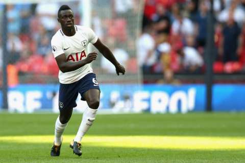 Tottenham reduce el sueldo de sus empleados en un 20% por el COVID-19