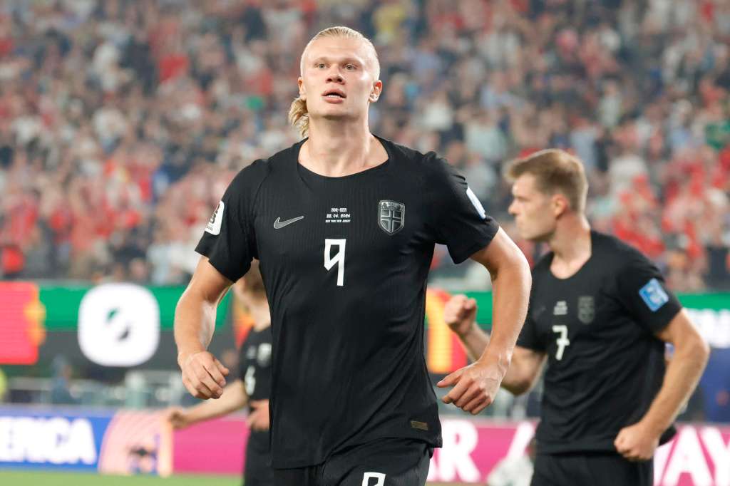 GR2077. NUEVA JERSEY (ESTADOS UNIDOS), 22/06/2026.- Erling Haaland de Noruega celebra un gol este lunes, en un partido del grupo I del Mundial de la FIFA 2026 entre Noruega y Senegal en el estadio MetLife en Nueva Jersey (Estados Unidos). EFE/ Sebastiao Moreria