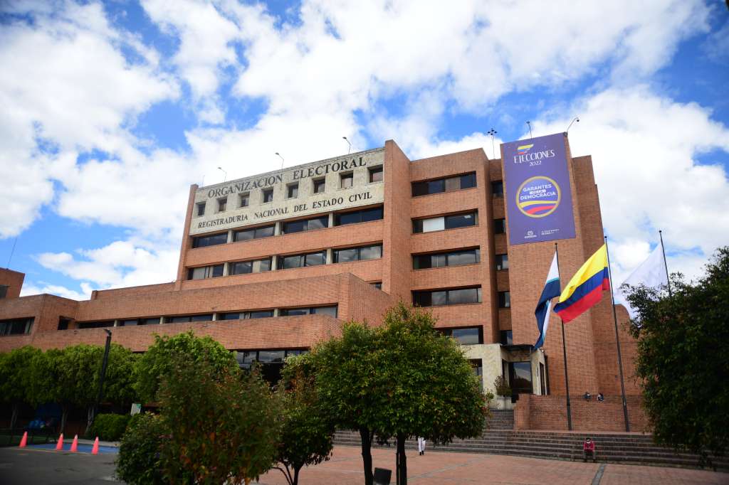 Fachada e interior de esta sede ubicada en Bogotá