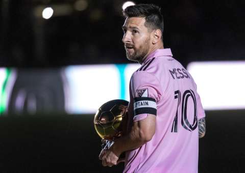 Messi celebra con la afición del Inter Miami su octavo balón de oro