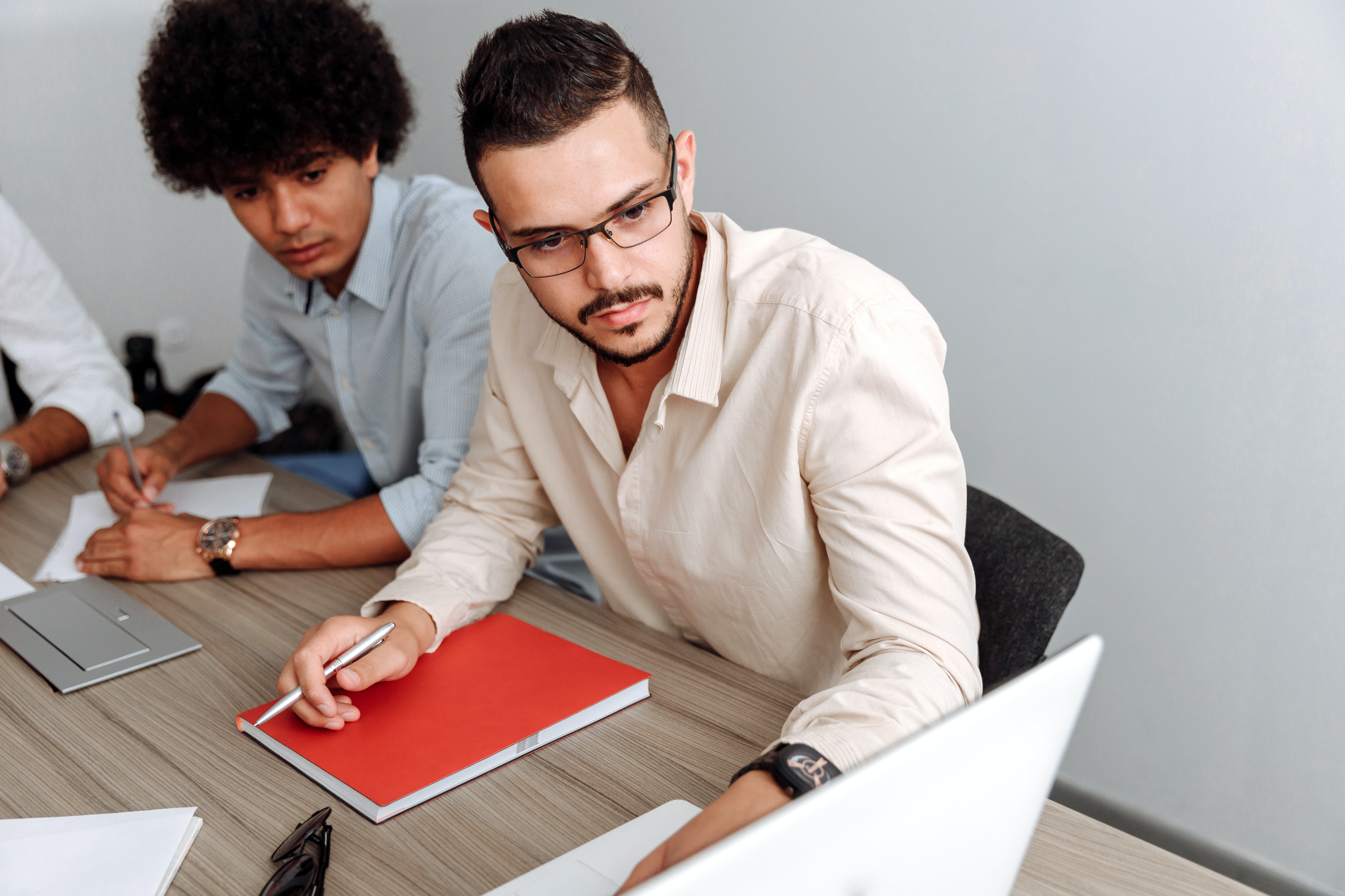 Una de las causas para que su emprendimiento muera es casarse con la creencia de "pensar que su solución es única e irrepetible".