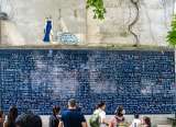 El muro de los “te amo”: una parada para enamorarse de París