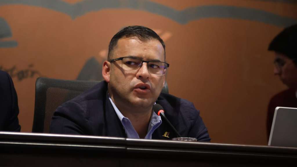 Presidente de la Cámara, Jaime Raúl Salamanca.