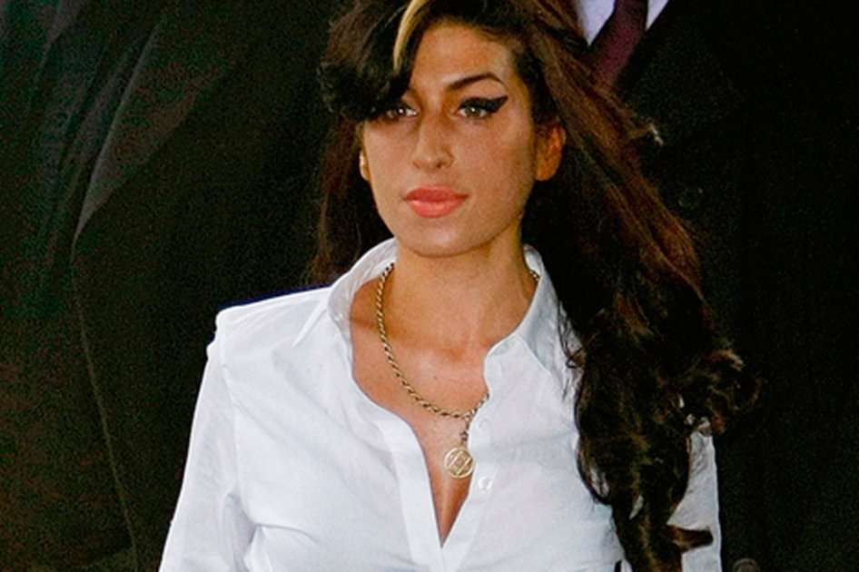 Amy Winehouse. / Bang Showbiz