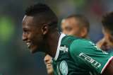 El gol de Yerry Mina no alcanzó frente a un Corinthians que acaricia el título