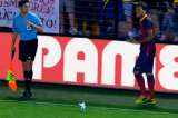 Redes sociales se llenan de bananos en Brasil en apoyo a Dani Alves