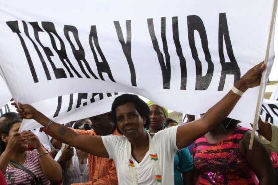 Marcha por la restitución de tierras en Antioquia / Archivo