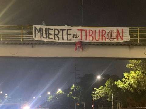 Enfrentamientos entre hinchas del Junior y Real Cartagena dejaron un muerto en Cartagena