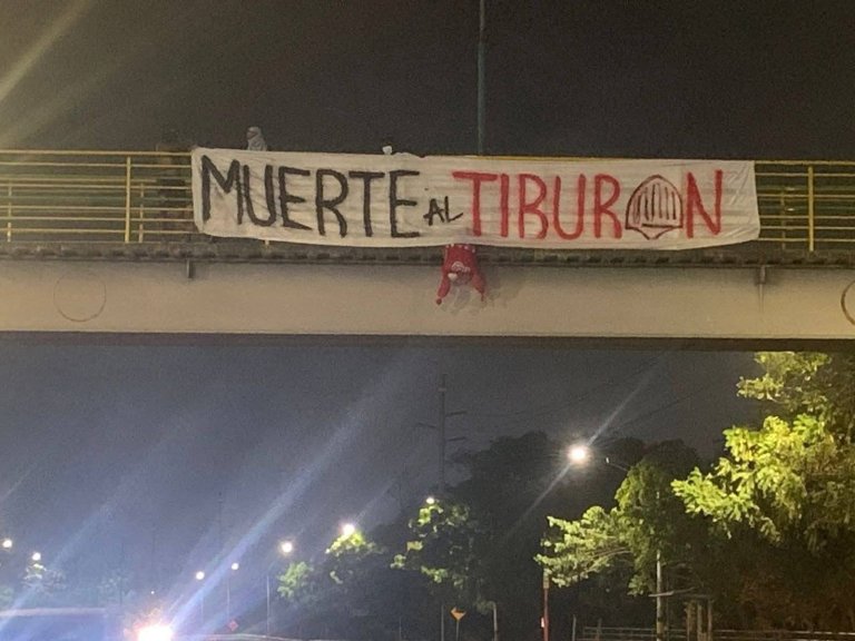 Enfrentamientos entre hinchas del Junior y Real Cartagena dejaron un muerto en Cartagena