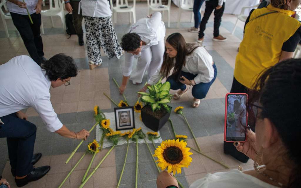 Entrega del cuerpo de Óscar Duván
