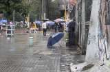Orinar en la calle: incultura ciudadana agudizada por el déficit de baños públicos