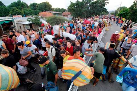 Migrantes: ¿chivos expiatorios de la crisis regional?