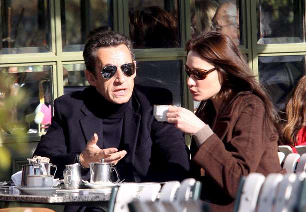 Sarkozy y Carla Bruni: La pareja disfruta de la vida cotidiana lejos del Eliseo.