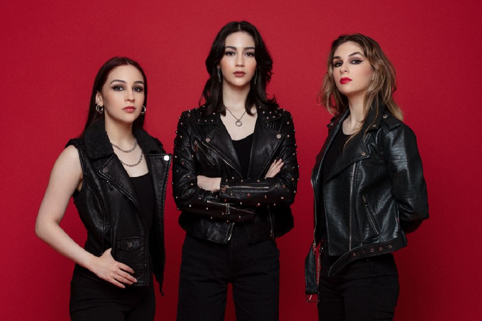 La banda mexicana The Warning se presentará en el Royal Center de Bogotá este 7 de octubre.