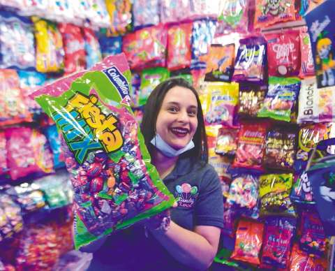 Halloween 2021: el 74 % de los colombianos comprará dulces para compartir