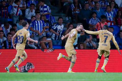 Doblete de Lewandowski en la victoria de Barcelona sobre Real Sociedad