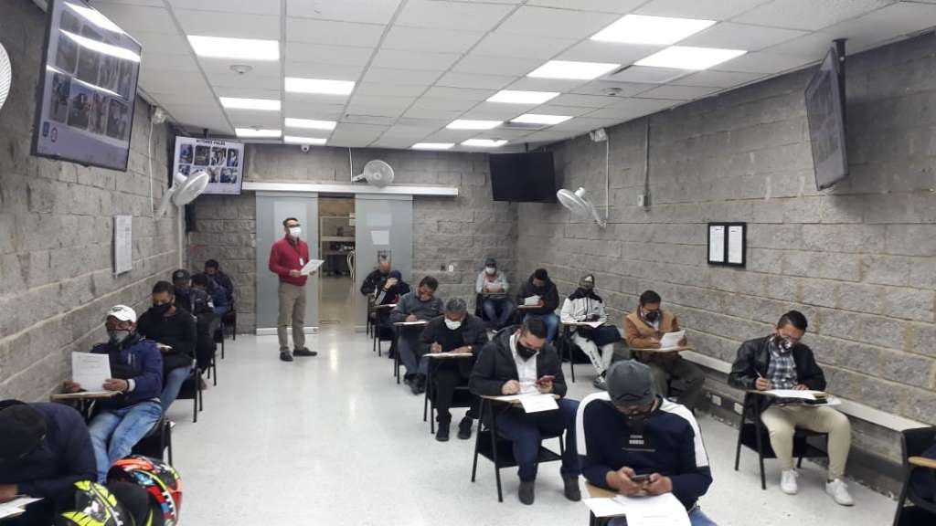 Al pagar comparendo en primeros cinco días hábiles, los infractores pueden acceder a descuento del 50 % y agendar durante septiembre el curso pedagógico.