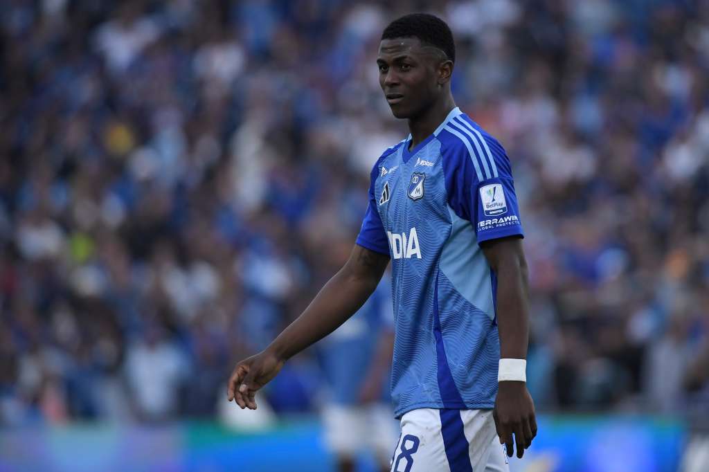 Futbolista colombiano, extremo de Millonarios, en el partido ante Alianza por la fecha once de la Liga Betplay 2025-I.