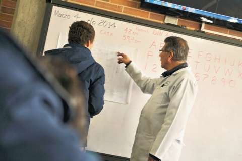 Colegios privados les hacen “conejo” a sus maestros