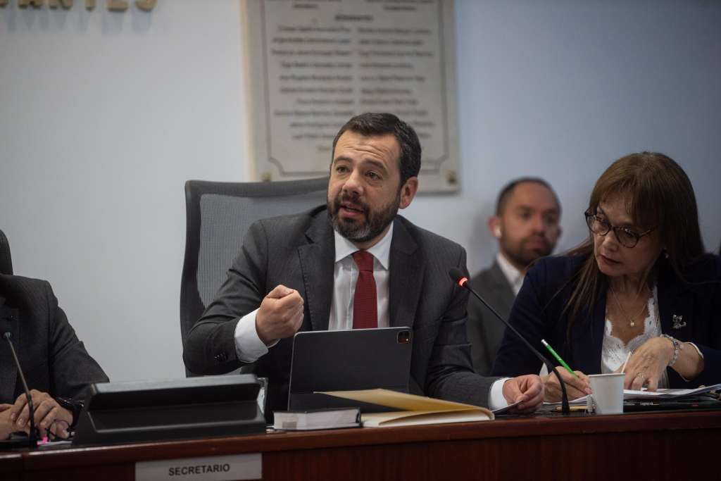 Galán interviene en la Comisión Quinta de Cámara de Representantes.