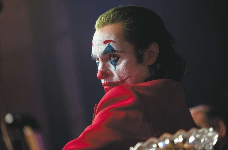 Joaquin Phoenix como el “Guasón”, una interpretación y un personaje profundos y perturbadores. / Cortesía - Warner