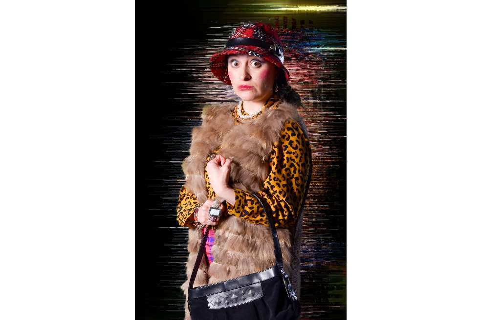 Personaje de Ofelia, en la obra de teatro "Tiranosaurio".
