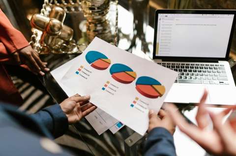 ¿Cómo se puede saber el valor de una empresa? Esta guía sirve por si va a invertir