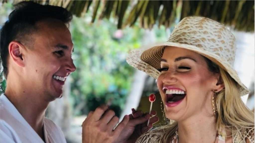 Fanny Lu recibió emotivo regalo de Mauricio Leal: “con todo el amor del mundo”