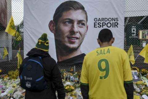 El Nantes retira el número 9 como homenaje a Emiliano Sala