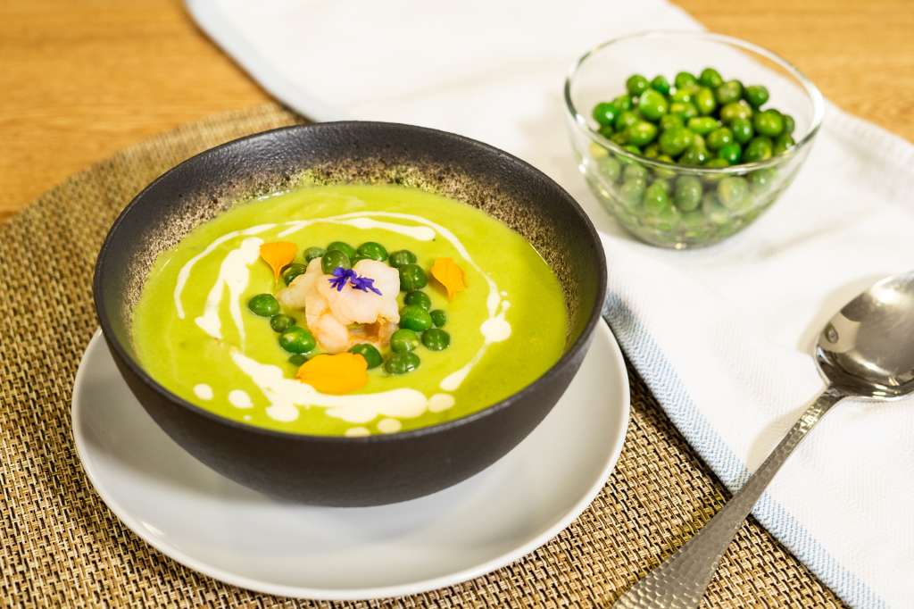 Crema de arvejas con camarones