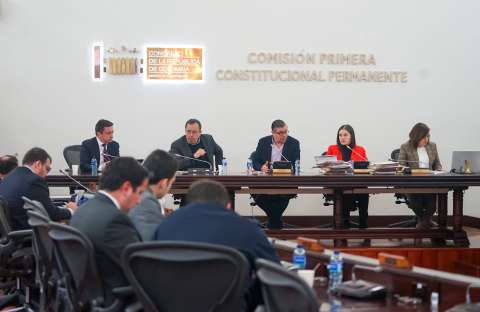 Rechazan archivar contrarreforma a la salud propuesta por la oposición