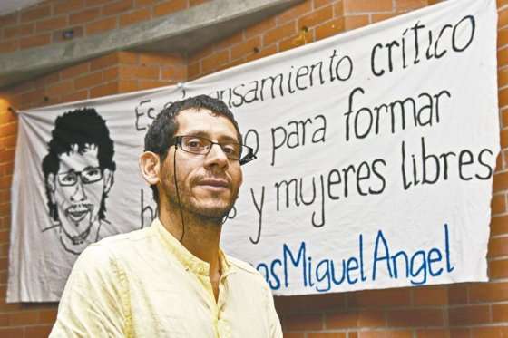 "Hay colombianos que no han tenido alternativa (diferente a las armas). Pero en cuanto a mí, es claro que tomé el camino de la academia”: dice Beltrán. / Luis Benavides