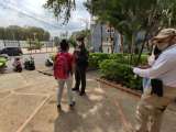 Capturan a mujer que al parecer usaba a niña que cuidaba para mendigar