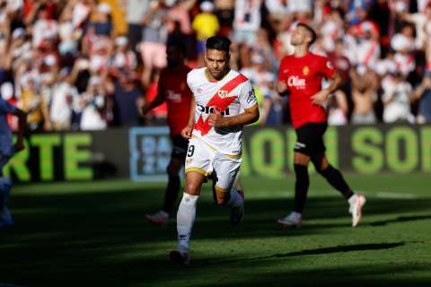 La polémica decisión del Rayo Vallecano que podría perjudicar el futuro de Falcao